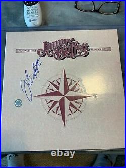 JIMMY BUFFETT SIGNED ALBUM COVER With VINYL COA AUTOGRAPHED